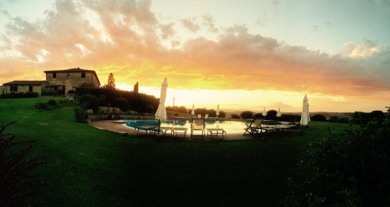 Agriturismo Fattoria Di Corsano Corsano  Eksteriør bilde